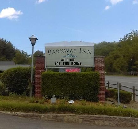 Parkway Inn Waynesville Exterior foto